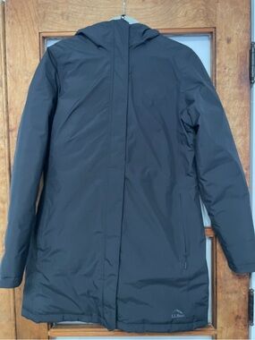 LL Bean Women's Black Hooded Winter Coat